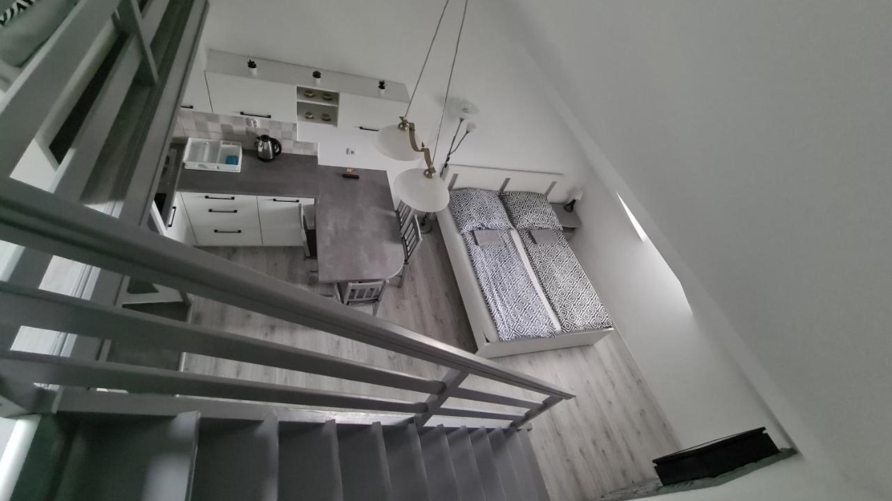 Gyulai-Fuerdo-Apartman Ii. Exteriör bild