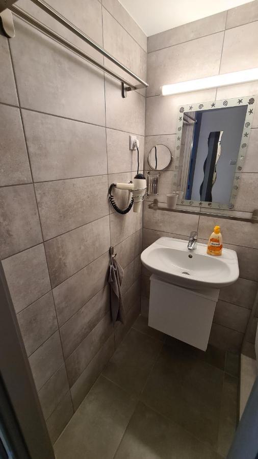 Gyulai-Fuerdo-Apartman Ii. Exteriör bild
