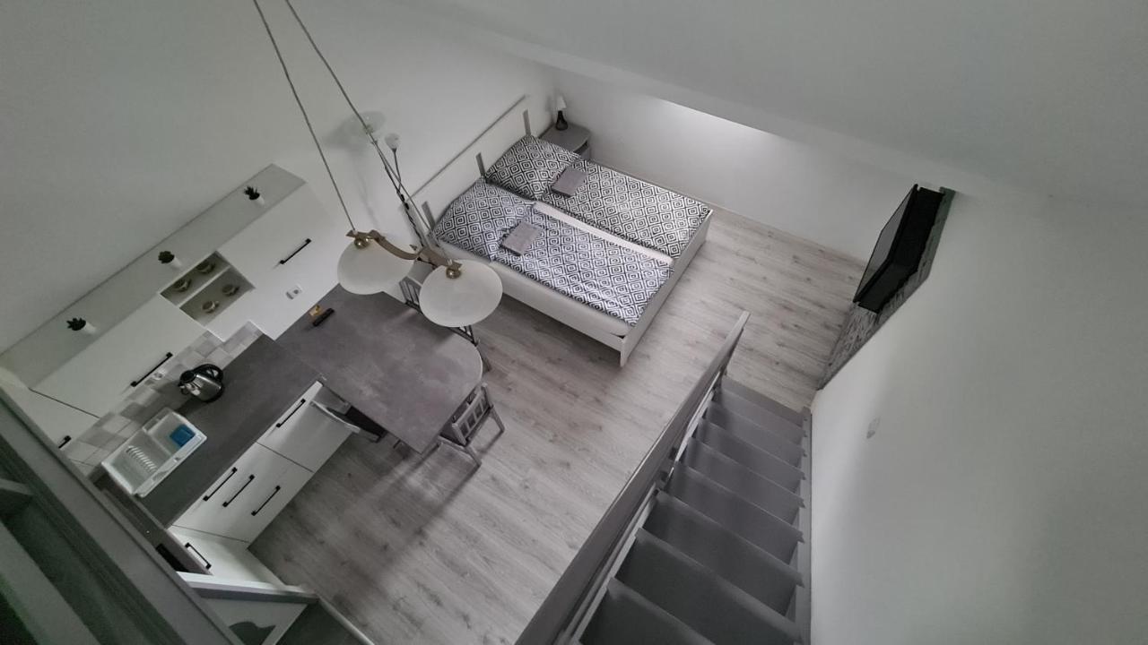 Gyulai-Fuerdo-Apartman Ii. Exteriör bild