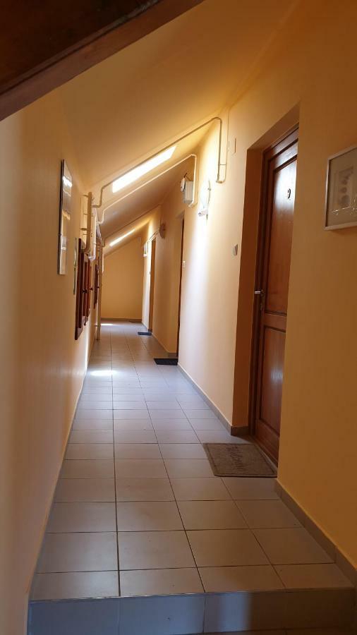 Gyulai-Fuerdo-Apartman Ii. Exteriör bild